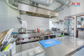 Pronájem restaurace, stravování, 339 m², Praha, ul. Nádražní - 7