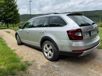 Škoda Octavia Scout 4x4, 2,0 TSI 140kW, FULL, Webasto, Tažné - 7