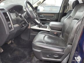 Dodge Ram 5.7 4x4 Laramie lehce bourane - 7
