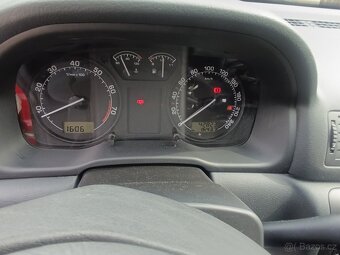 Octavia 1 Tour 1,6 MPi (09) 42 8xx km - 7