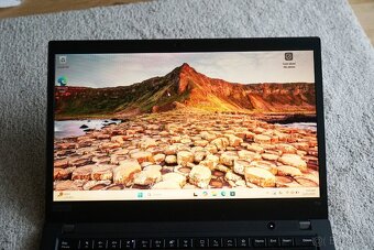 Lenovo ThinkPad T14, 16 GB RAM, dotykovy LCD - 7