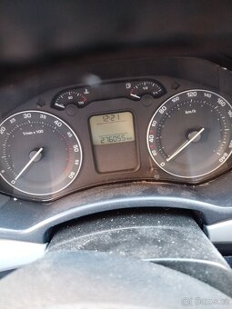 Škoda Octavia II - 7