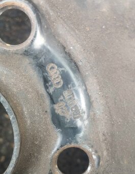 Rezerva s zimní pneu 195/65/15 od Audi - 7