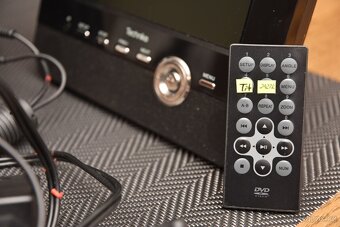 TECHNIKA DVD do auta nebo třeba do nemocnice - 7