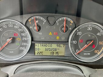 Fiat croma 1,9 jtd - 7