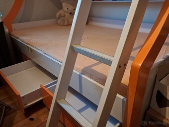 Dvoupatrová postel pro 3 děti - 7