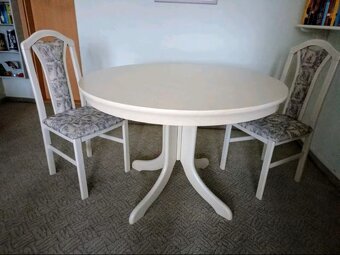 Stůl kulatý jídelní, rozkládací a 4 židle - 7