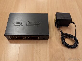 ASUS GigaX 1016D – 16portový Fast Ethernet switch - 7
