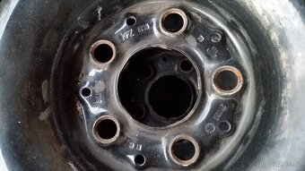 zimni kola - 4x 185/60 R15 - 7