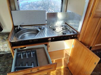 Wilk de Luxe 500, mover, TV, předstan - 7