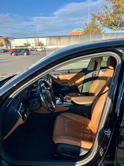 BMW 530D xDrive G30 LUXURY LINE - 7