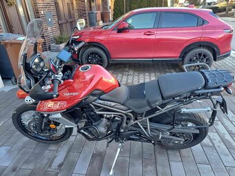 Triumph Tiger 800 XCA - 7