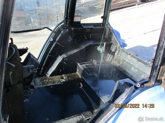 Case  Ford New-holand kabina - 7