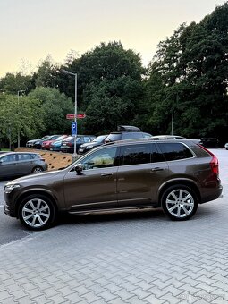 VOLVO XC90 MOMMENTUM D5 2.0D 165KW 4X4 - KOUPENO ČR - 7