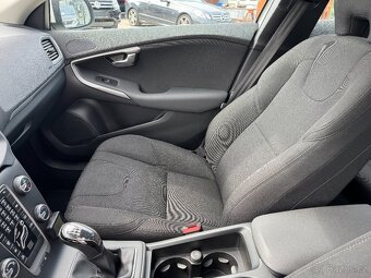 Volvo V40 2.0 i 90KW 1 Majitel manual 6ti-kvalt - 7
