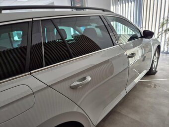 Škoda Superb 2,0 TDI STYLE - 7