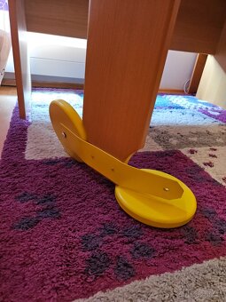 Rozkládací Psací Stůl z dětského pokoje - 7