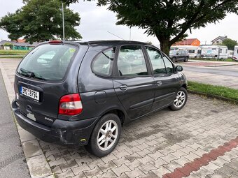 Renault Scenic - 7