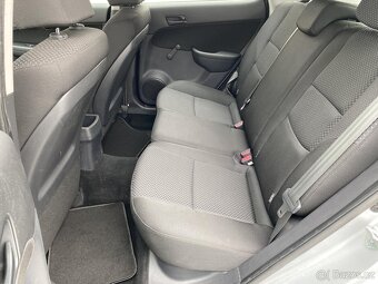 Hyundai I30 1.4CVVT , 80 kW benzín, 2011 - 7
