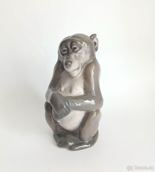 Starožitná porcelánová figurka opice - Královská Kodaň - 7