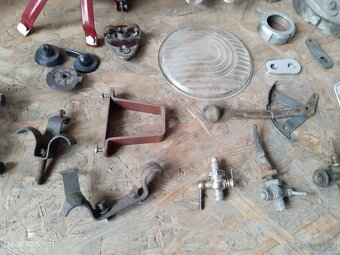 Jawa Villiers, speciál, robot - díly - 7