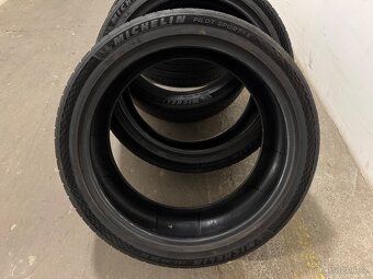 Michelin Pilot Sport S4 265/40/22 letní - 7