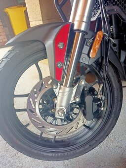 Motocykl ZONGSHEN (YUKI), typ ZS125FIPRO - 7