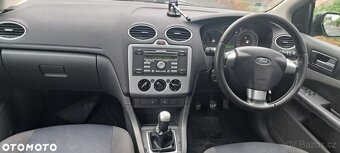 FORD Trend Plus Focus 1.6 MR`05 E4 RHD - 7