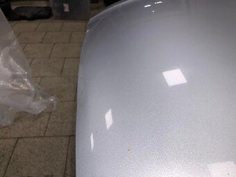 Kapota stříbrná metalíza LA7W VW Passat B6 r.v. 2010 - 7
