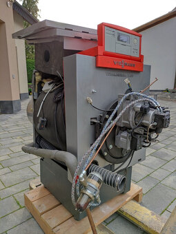 Použité topné těleso Viessmann Vitoladens 300-T Vitocell 300 - 7
