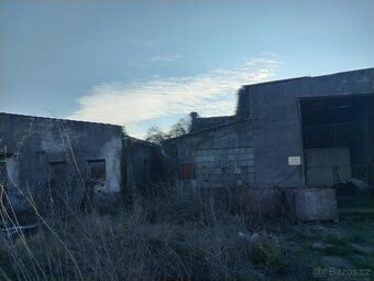 Prodej zemědělského objektu 5600 m² - 7