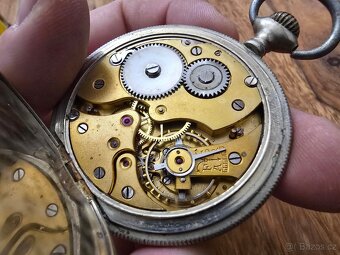 KRÁSNÉ SEDLÁCKÉ KAPESNÍ STAROŽITNÉ HODINKY -KRÁVY - 7