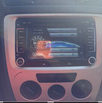 Prodám Škoda Octavia 1.6MPI RS Packet - 7