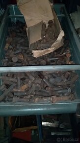 Šrouby , spojovací materiál - 7