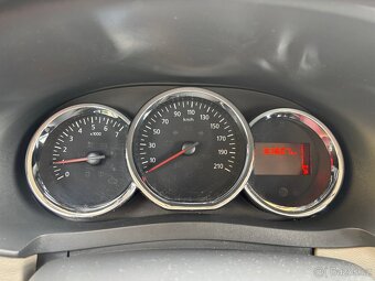 Dacia Dokker - rok2015,5míst,motor1.6benzín,výkon61KW - 7
