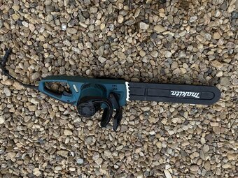 MAKITA UC4041A Elektrická pila 40cm,1800W - 7