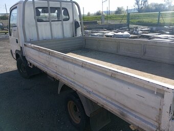 KIA 2500 - 7