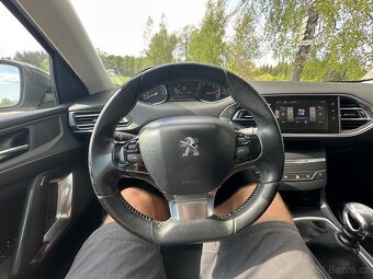Peugeot 308 II Allure, černá metalíza,1.6, HDI, rv. 2013 - 7