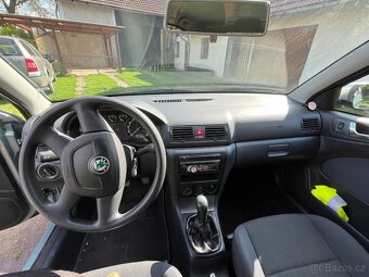 Škoda Octavia 1.6 Tour Liftback - 7