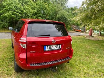 Toyota Rav 4 2,2D-4D 110kw (147 ps) r.v. 2010 - 7