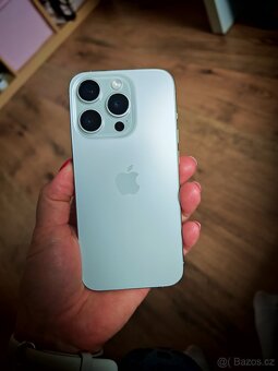 iPhone 15 PRO bílý Titan 128GB - 7