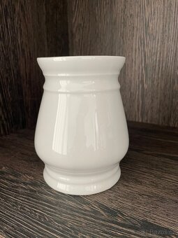 Vintage váza z bílého porcelánu, květník, květináč - 7