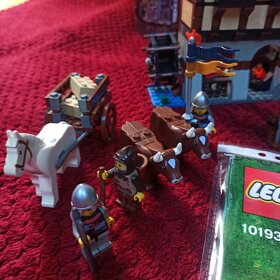 Lego castle 10193 - 7