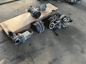 Motor D4204T23 173kW Volvo V90CC - 7