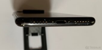 iPhone SE 2020 128 GB - 7