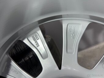 R18 5x100 Kamiq zimní nepouzite - 7