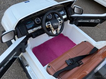 elektro auto Ford RANGER - 7