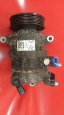 Prodám Kompresor klimatizace Octavia 3, Rapid, 5Q0820803G - 7