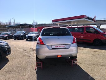 Suzuki Swift 1.3 DDiS 55kW Comfort,AAC,Temp,Keyless,1maj - 7