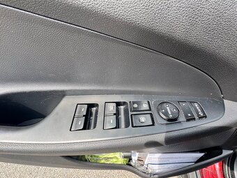 Prodám Hyundai Tucson 1,6 tdi - 7
